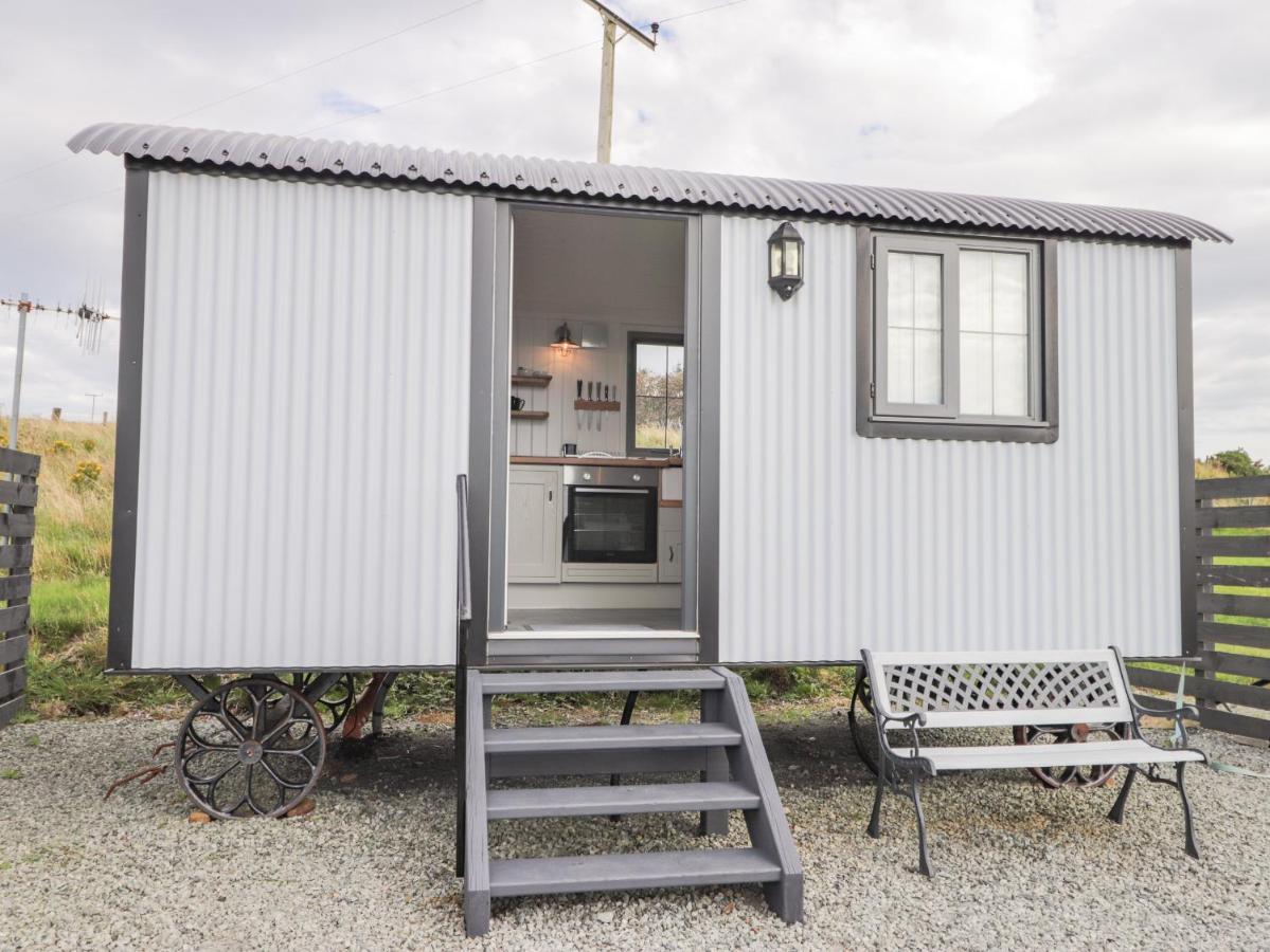 Shepherds Hut Lonmore Exterior foto