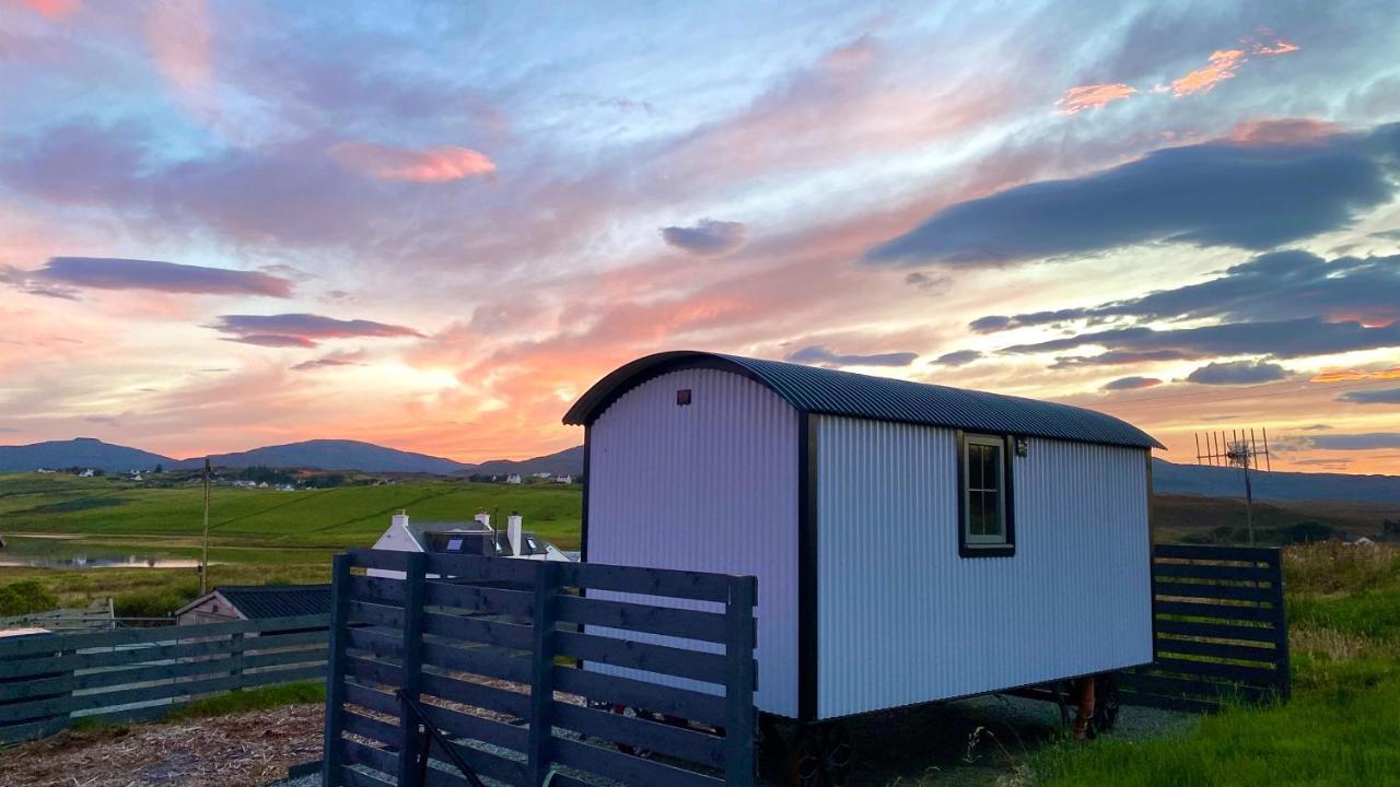 Shepherds Hut Lonmore Exterior foto
